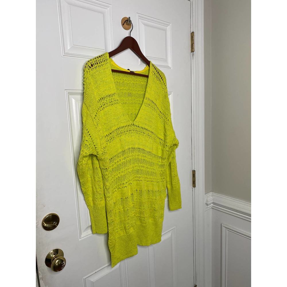 Free People Hot Tropics V-Neck Sweater NWOT Small - Picture 3 of 6